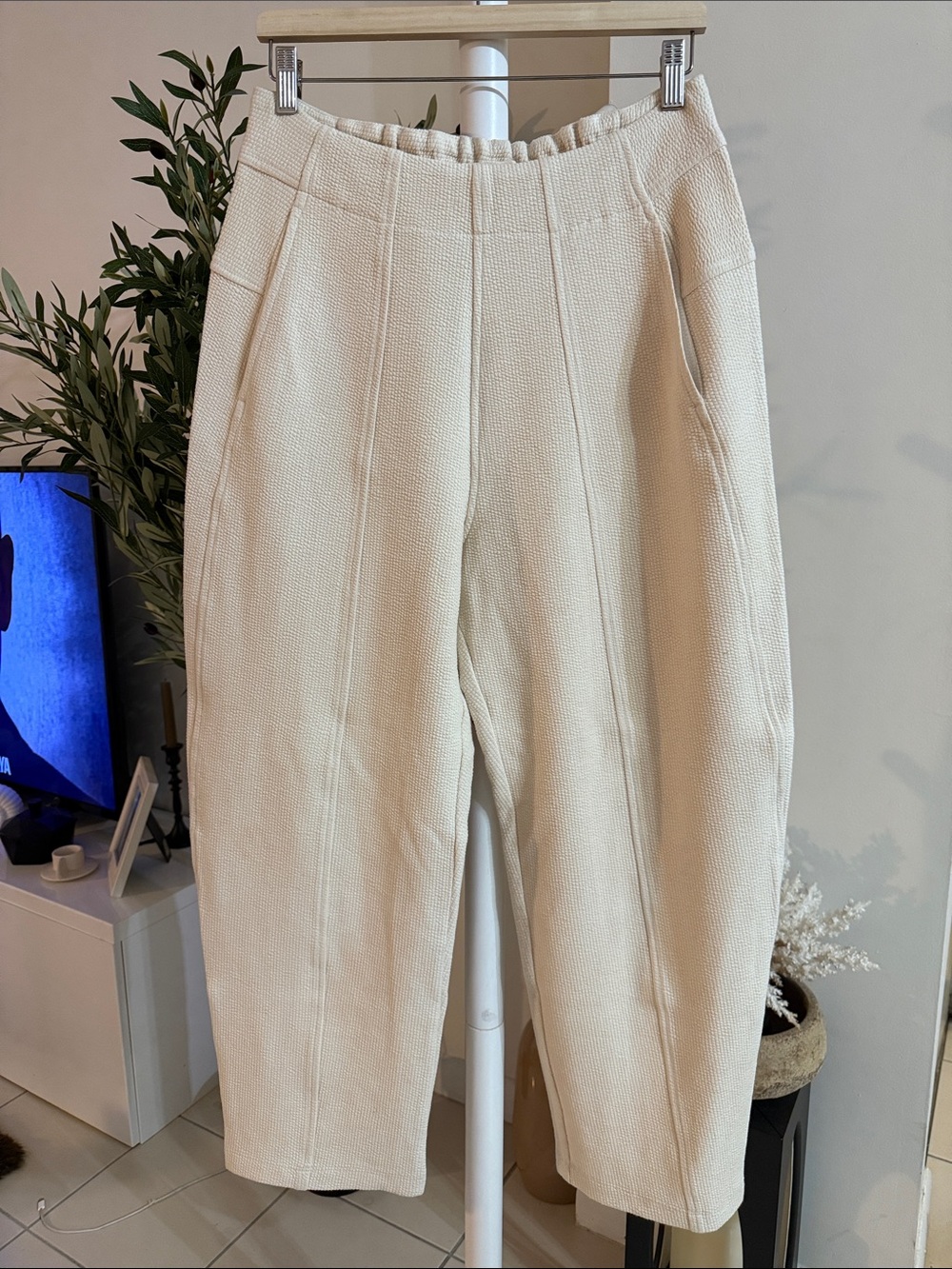 PROCHE studios Aldous Barrel Jogger Cream cotton pants Textured Trousers - Picture 7 of 12